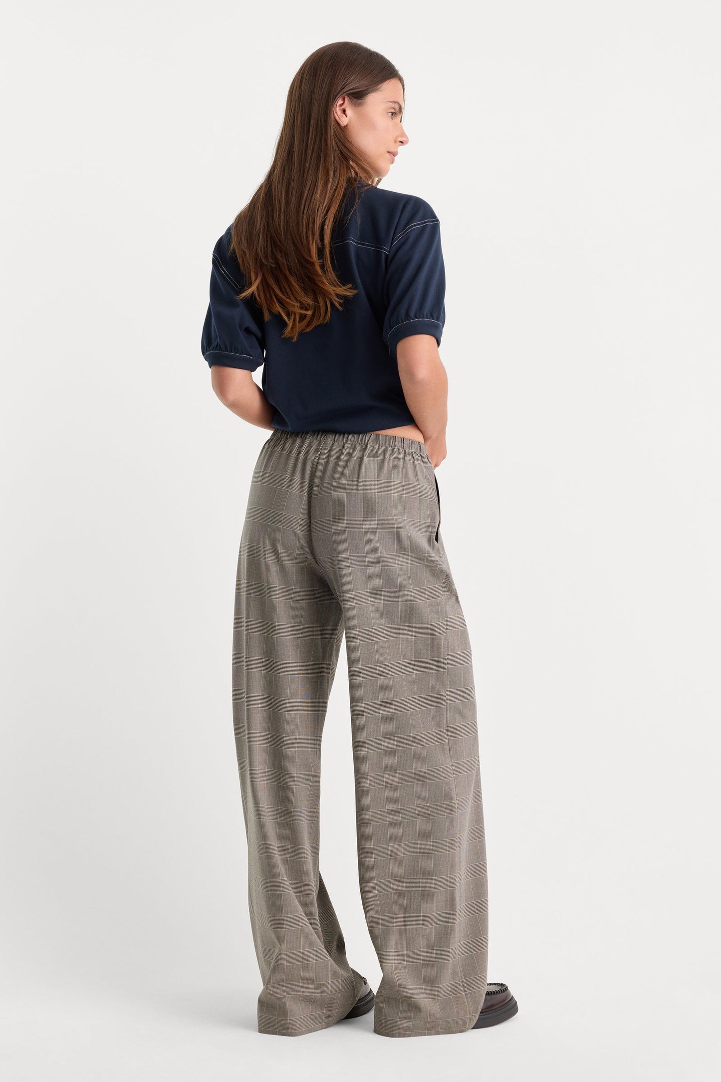 Good American Women's The Pull On Trouser