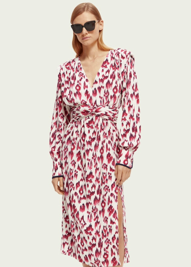 Scotch&Soda Long-Sleeved Belted Midi Dress