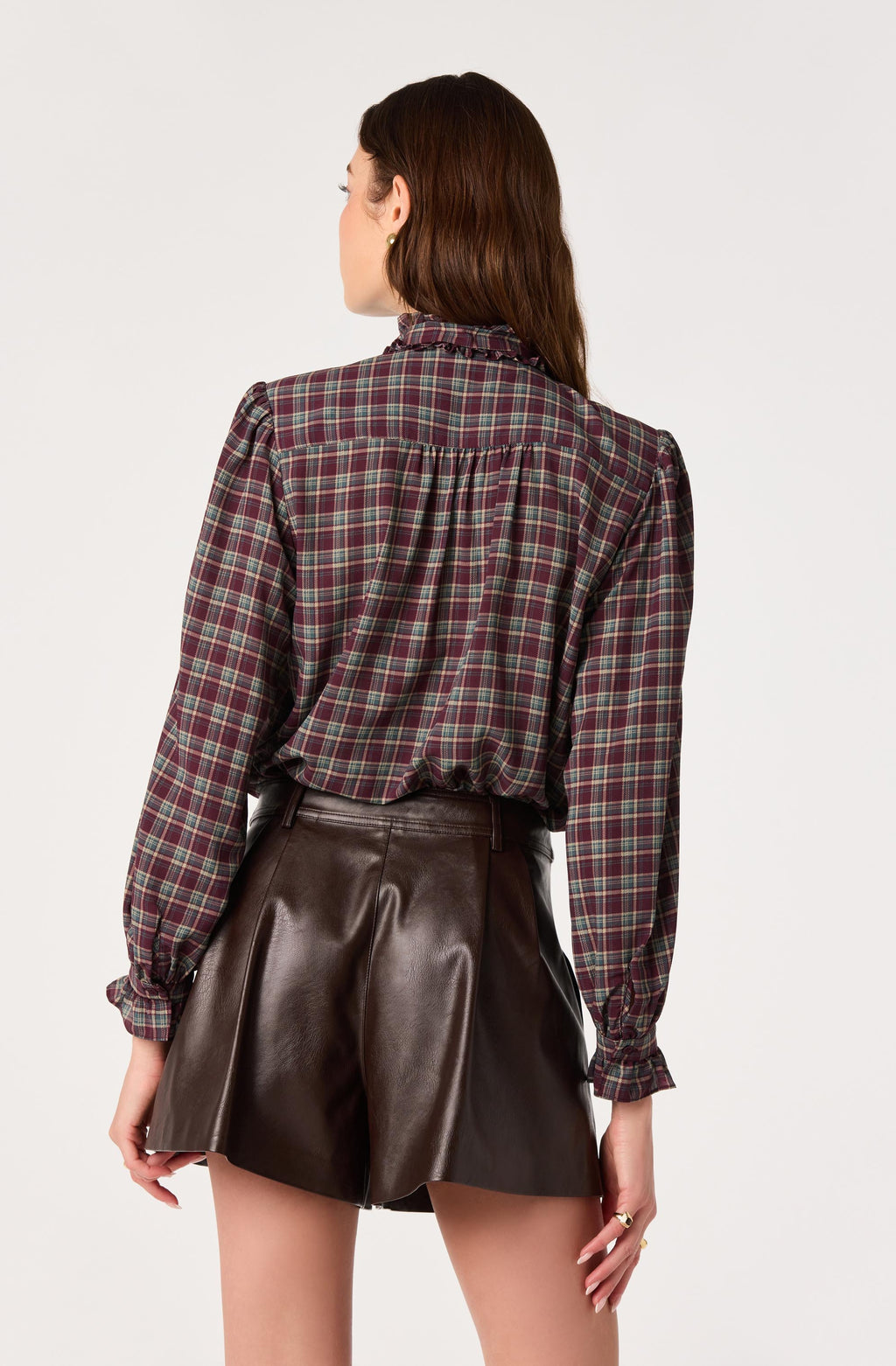 ASTR The Label Alyssa Plaid Ruffle-Collar Blouse