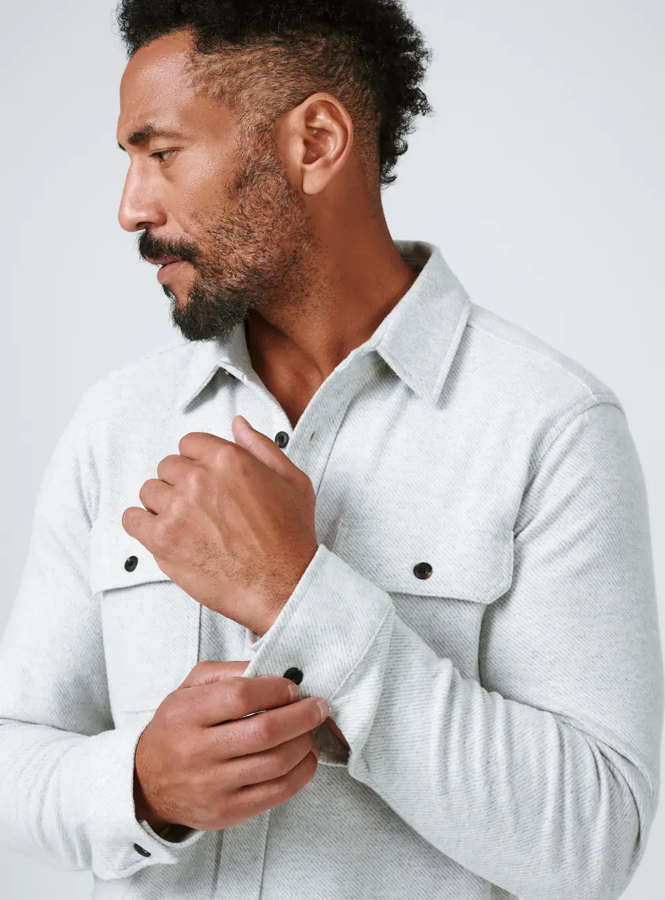 Close up of 7 Diamonds Men's Generation 4-Way Stretch Long Sleeve Shirt