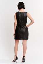 En Saison Essence Sheath Dress