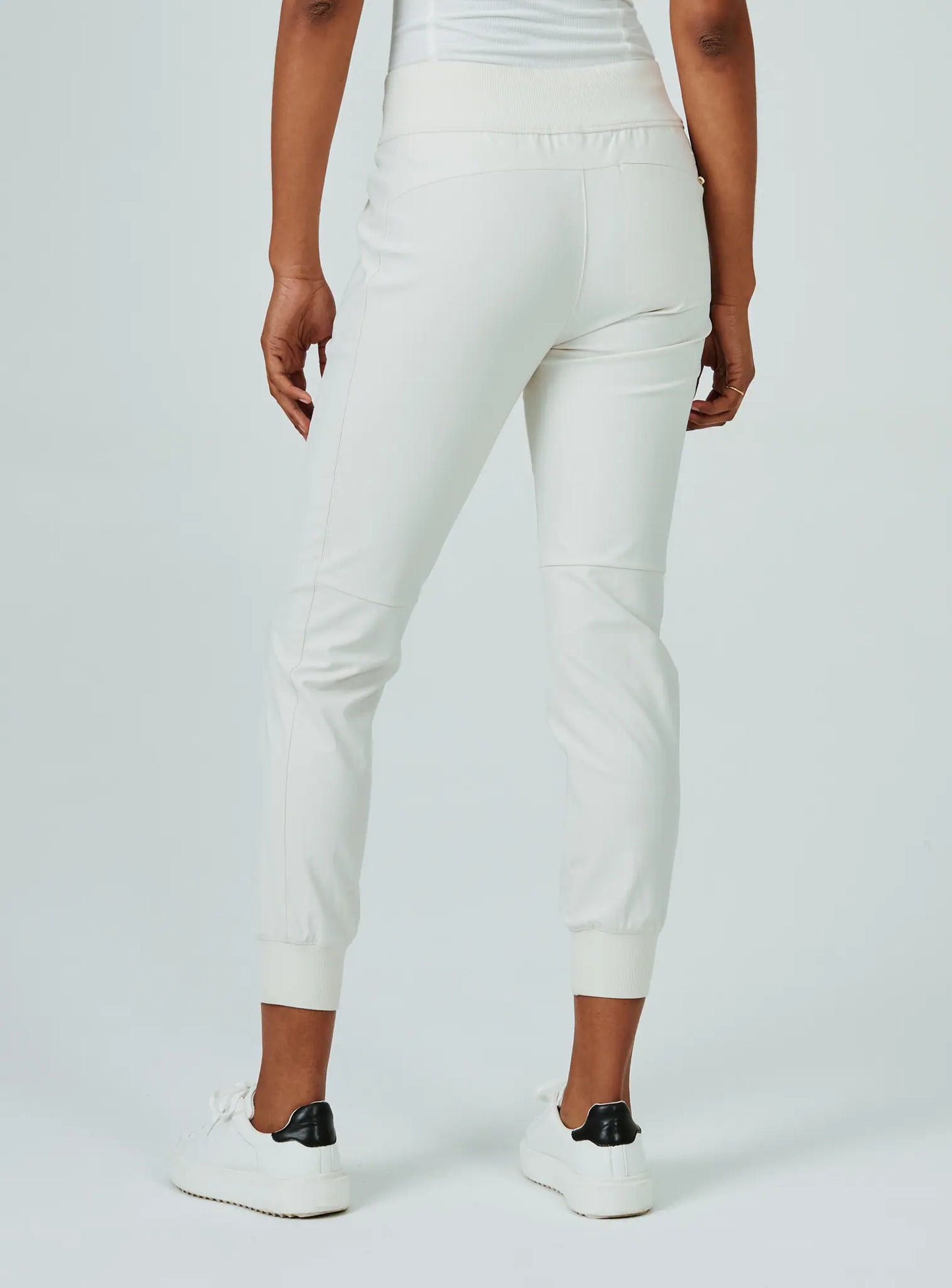 7 Diamonds Women’s Infinity Jogger