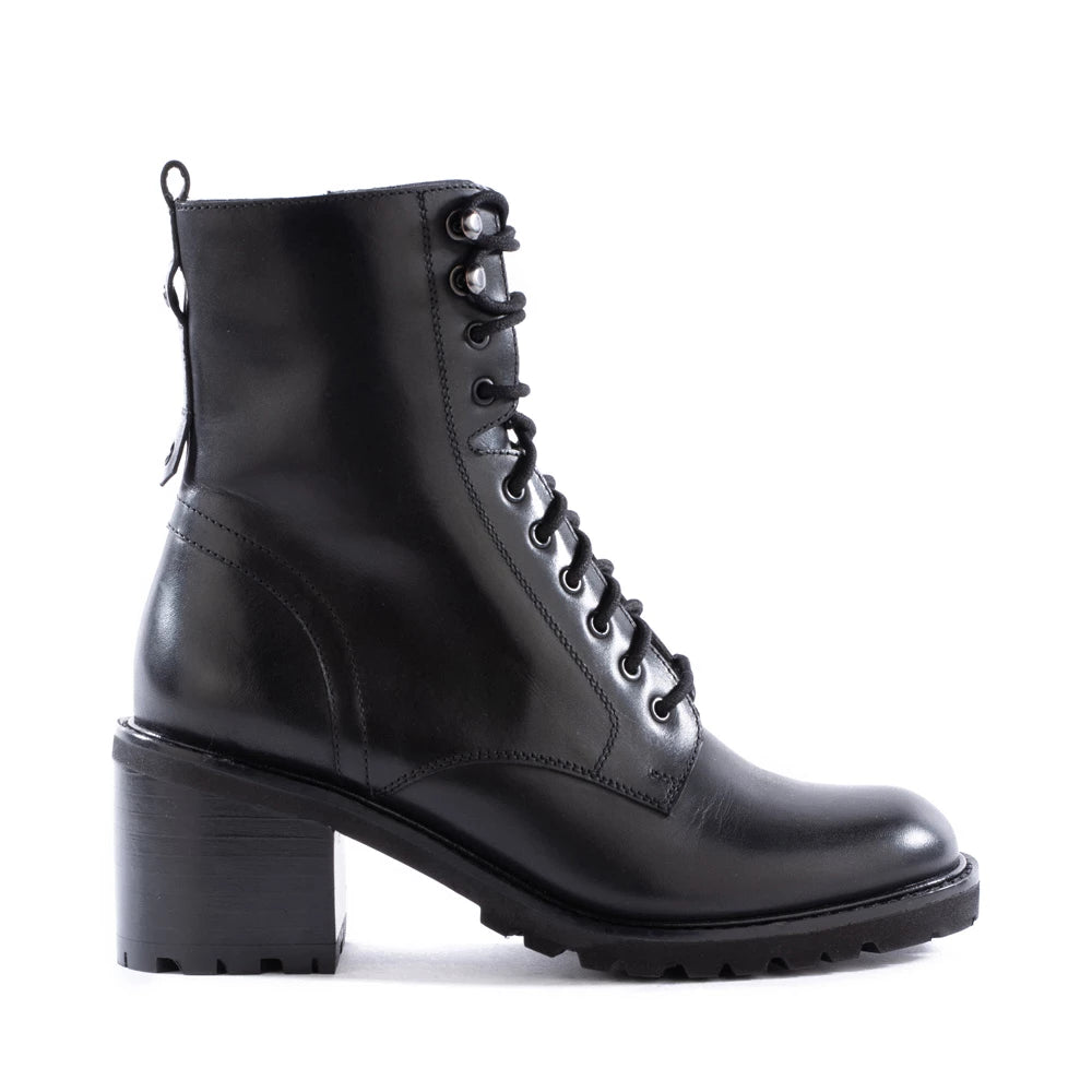 Seychelles Irresistible Boot