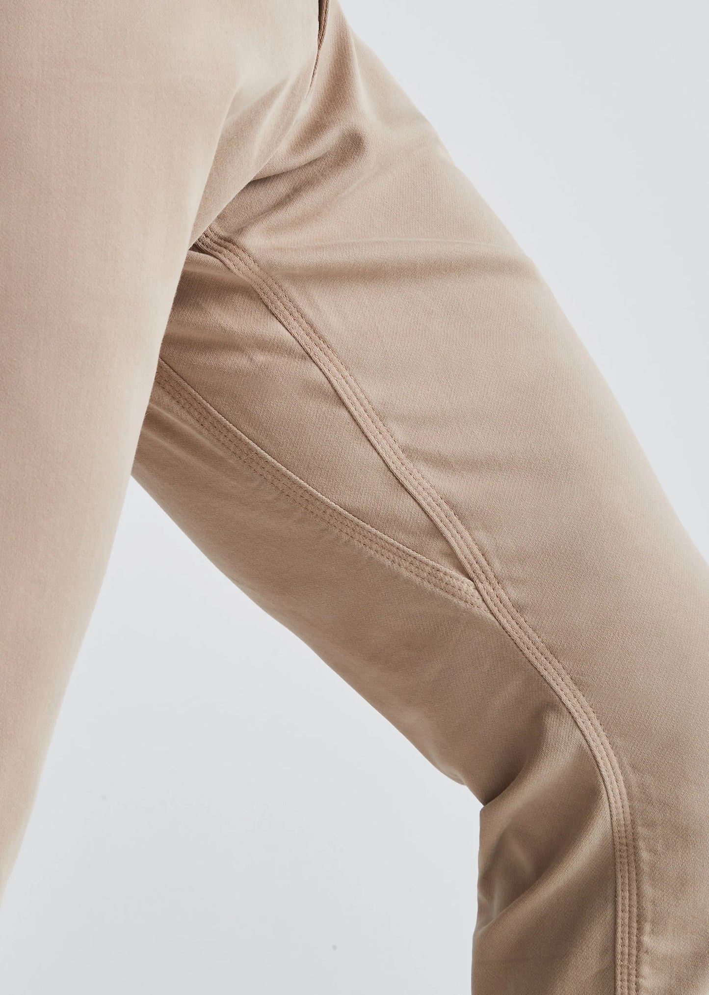 Close up of Desert Khaki 7 Diamonds Men's Infinity Chino (Core)