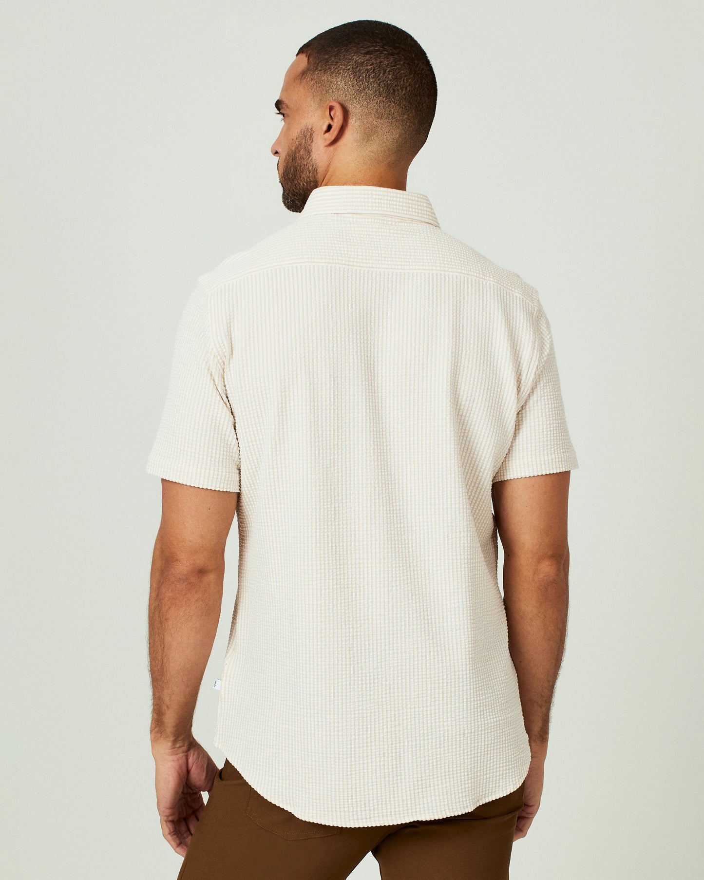 Back of Desert 7 Diamonds Men's Keaton Short Sleeve Button Down