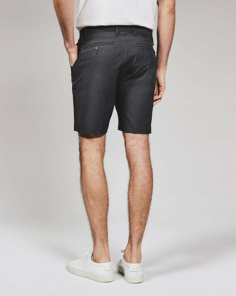 7 Diamonds Everest Short 8"