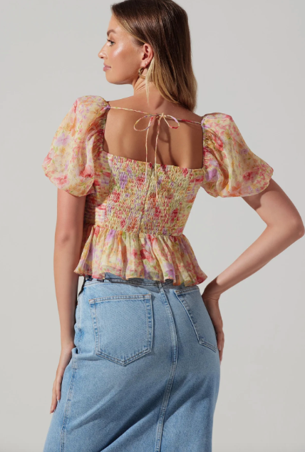 ASTR The Label Arlet Puff Sleeve Foral Top