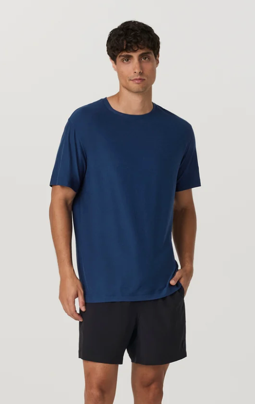Vuori Men's Strato tech Tee