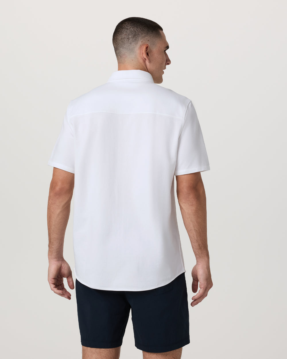Vuori Men's Short Sleeve Knit Oxford Button Down
