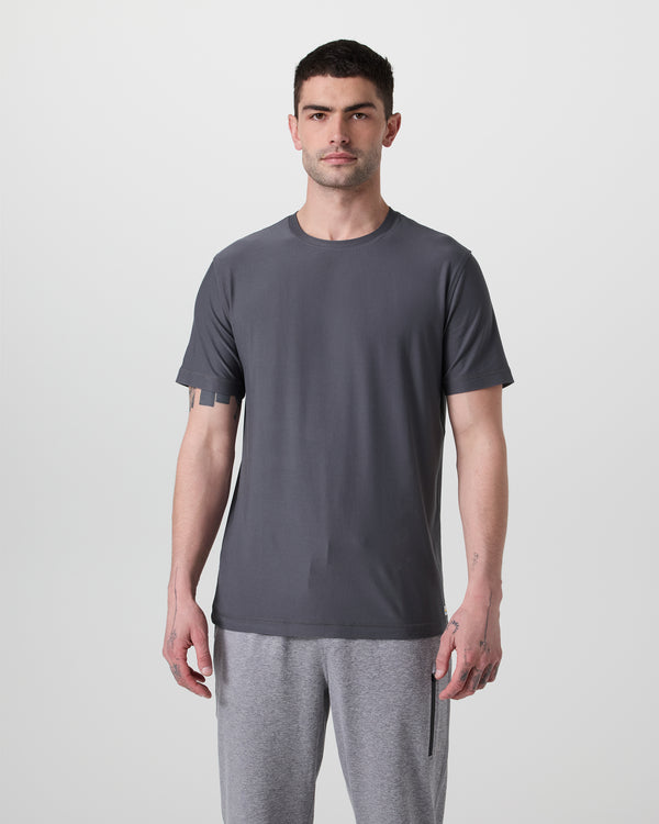 Vuori Men's Strato Tech Tee
