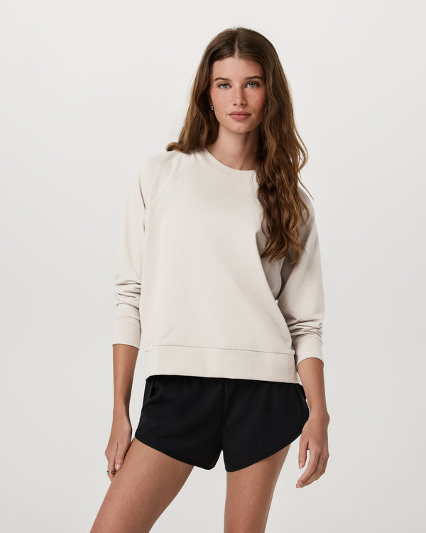 Vuori Women's Long Sleeve Halo Crew