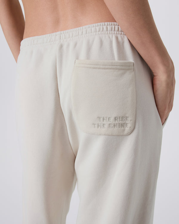Vuori Women's Sedona Logo Jogger