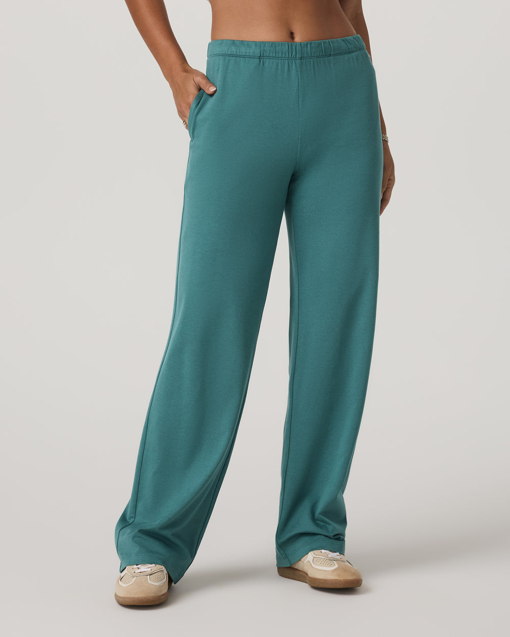 Vuori Women's Halo Modern Straight Leg