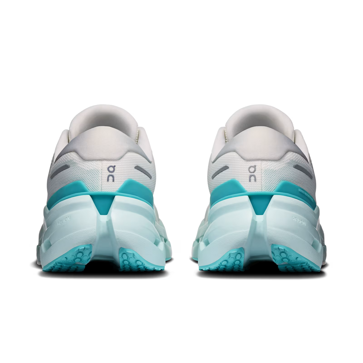 On Running Women's Cloudrunner 3