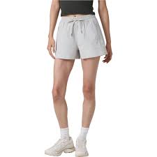 Vuori Women's Birch Short