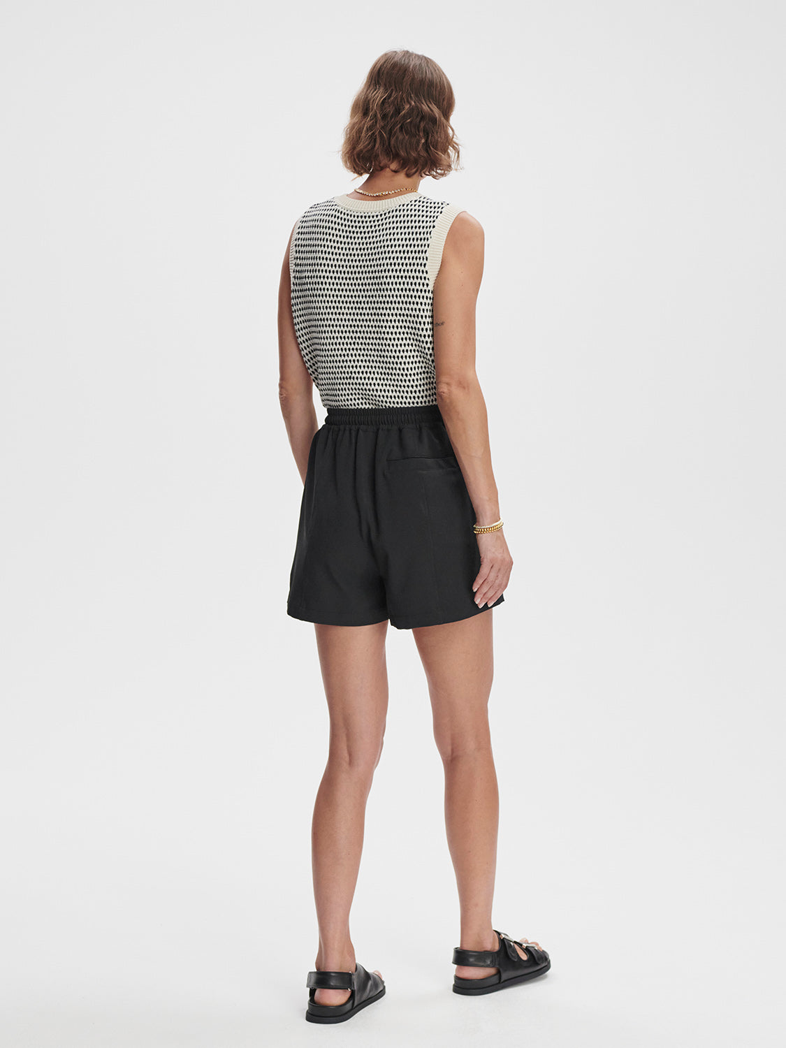 Varley Esmond Mid Rise Short 3