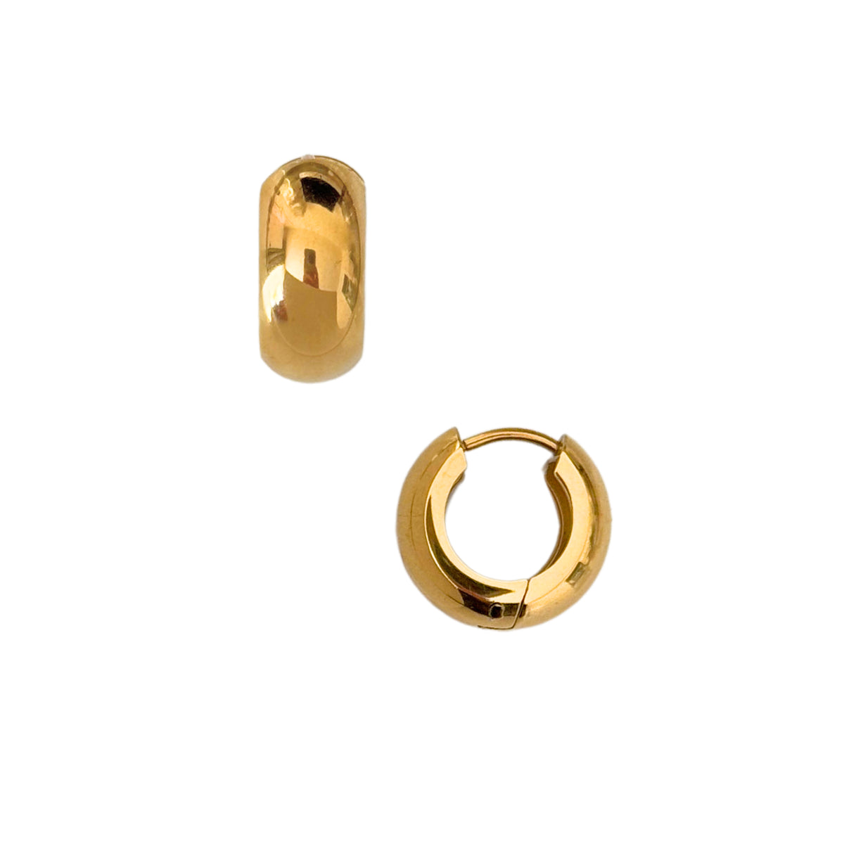 Ellie Vail Auden Huggie Hoop Earring