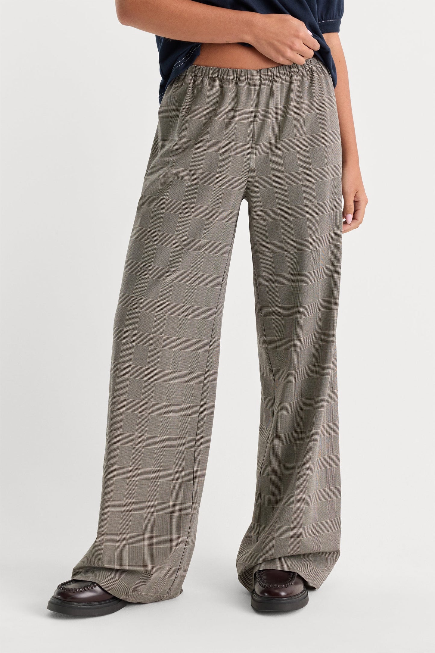 Good American Women's The Pull On Trouser