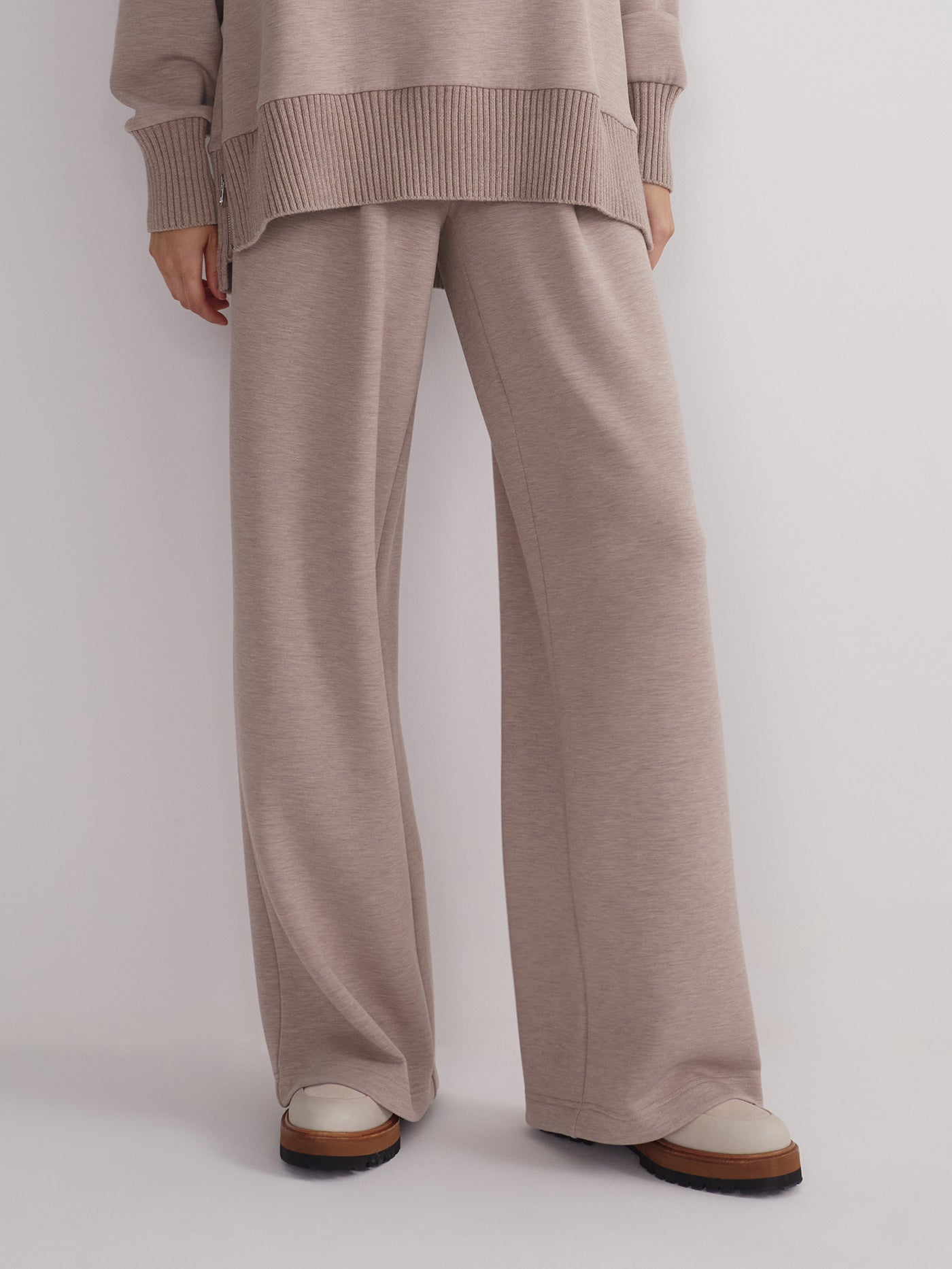 Varley Extra Wide Leg Pant 29.5