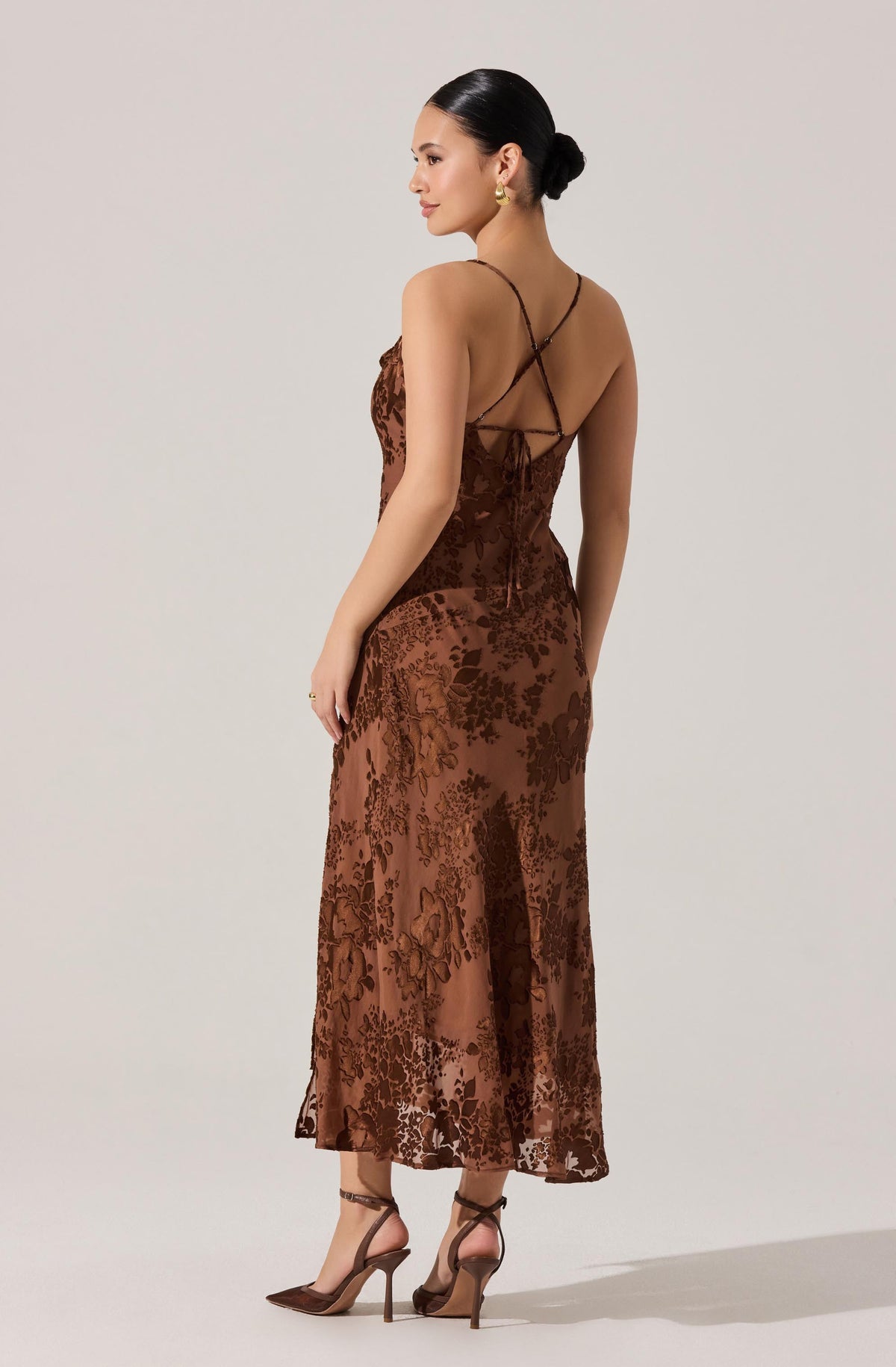 ASTR Gaia Burnout Midi Dress