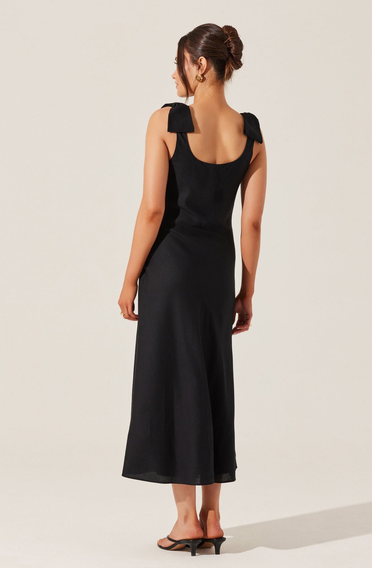 ASTR Kateleya Dress