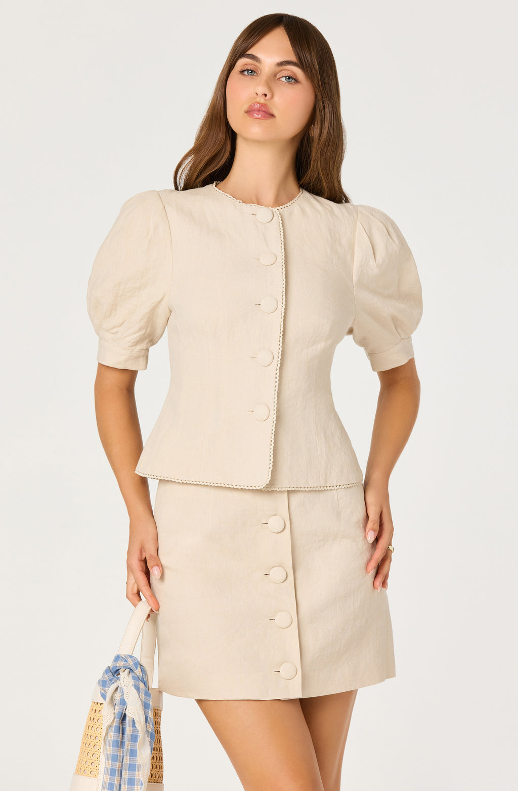ASTR The Label Women's Cailey Linen Puff Sleeve Button-Front Top