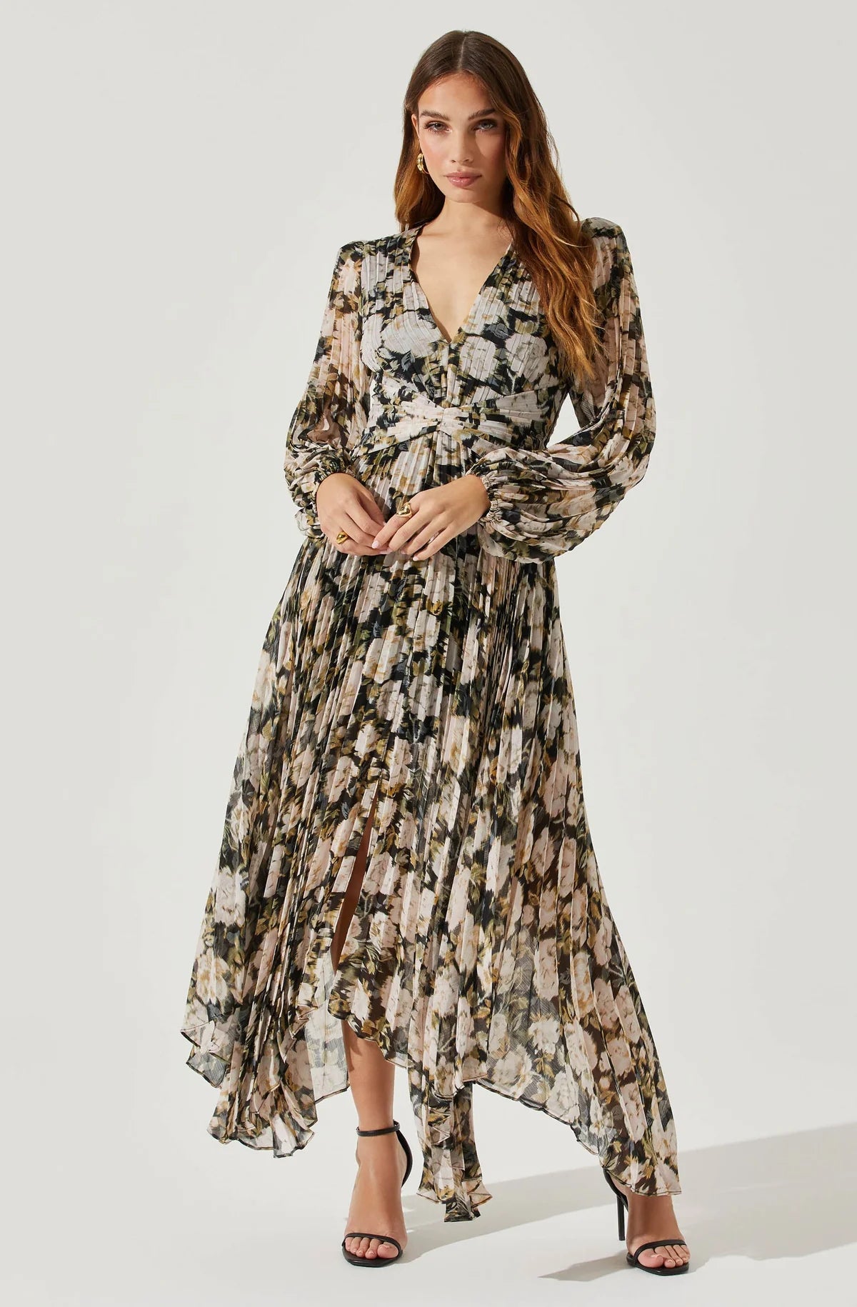 ASTR The Label Ayana Maxi Dress (Black Cream Floral)