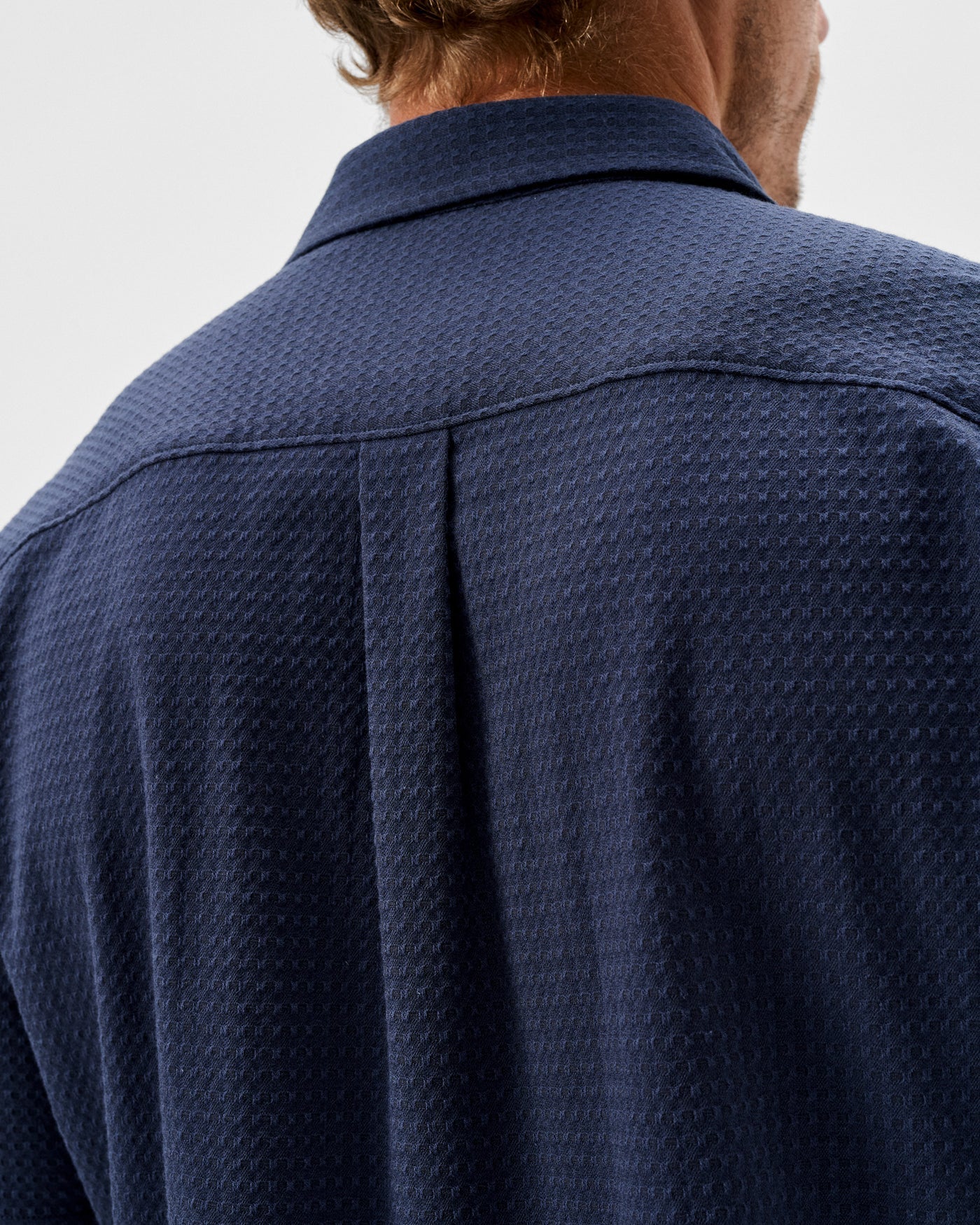 Johnnie-O Short Sleeve Surfsucker Button Down