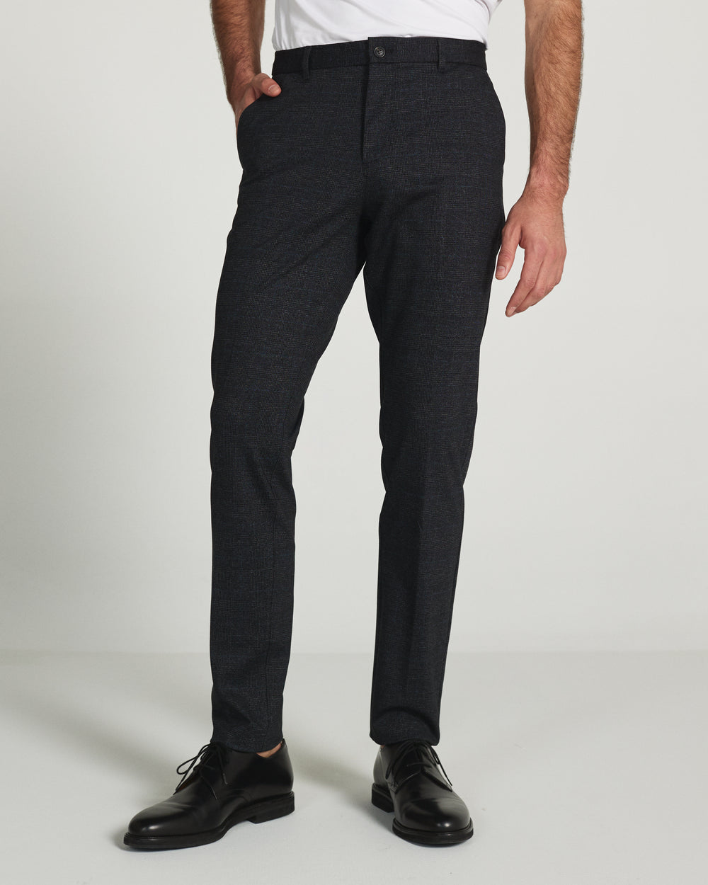 7 Diamonds Men's Idris Pant