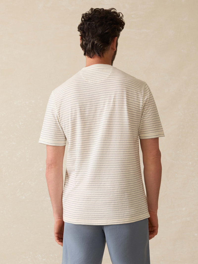 Faherty Men's Short Sleeve Sunwashed Henley