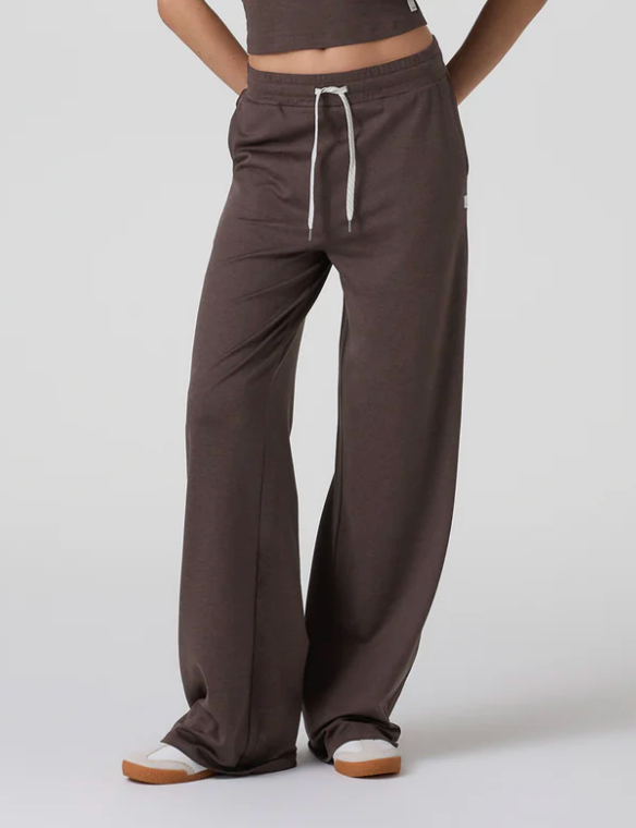 Vuori Women's Halo Essential Wideleg