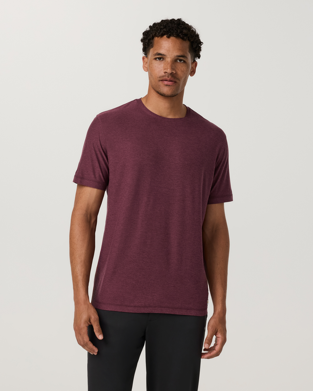 Vuori Men's Strato tech Tee
