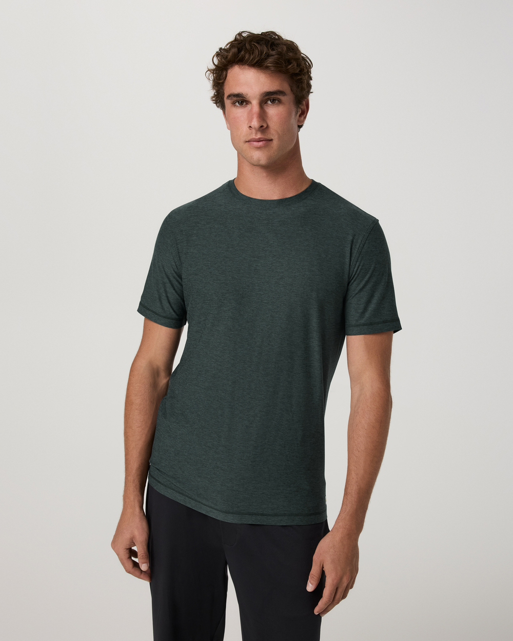Vuori Men's Strato tech Tee