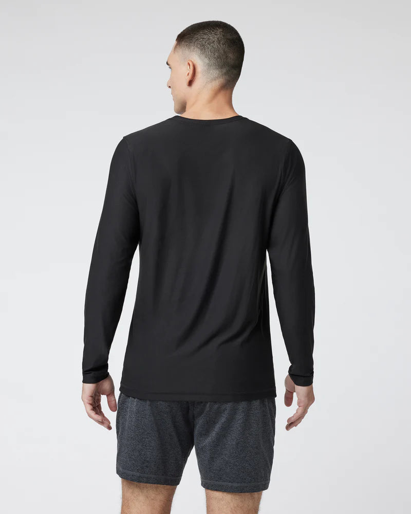 Vuori Men's Long Sleeve Strato Tech Tee
