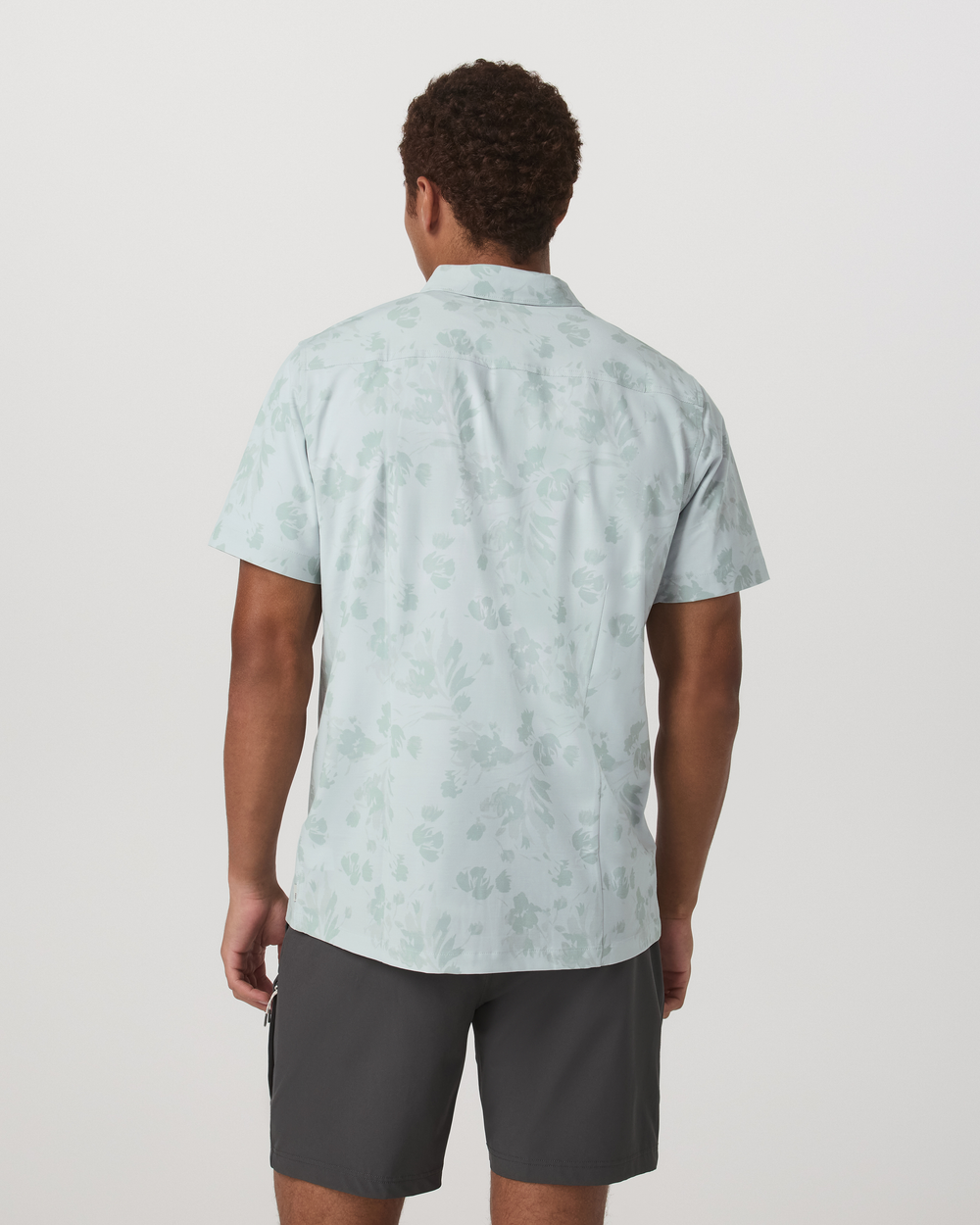 Vuori Men's Short Sleeve Bridge Button Down