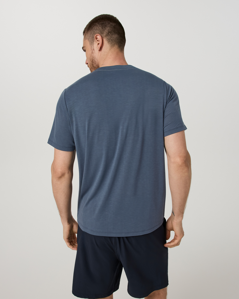 Vuori Men's Current Tech Tee