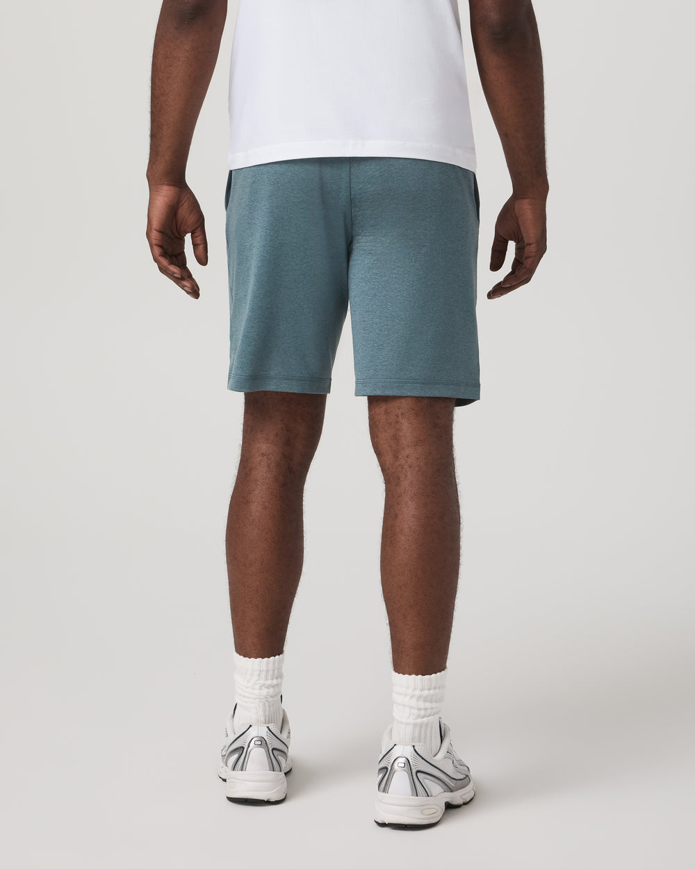 Vuori Men's Sunday Performance Short 8"
