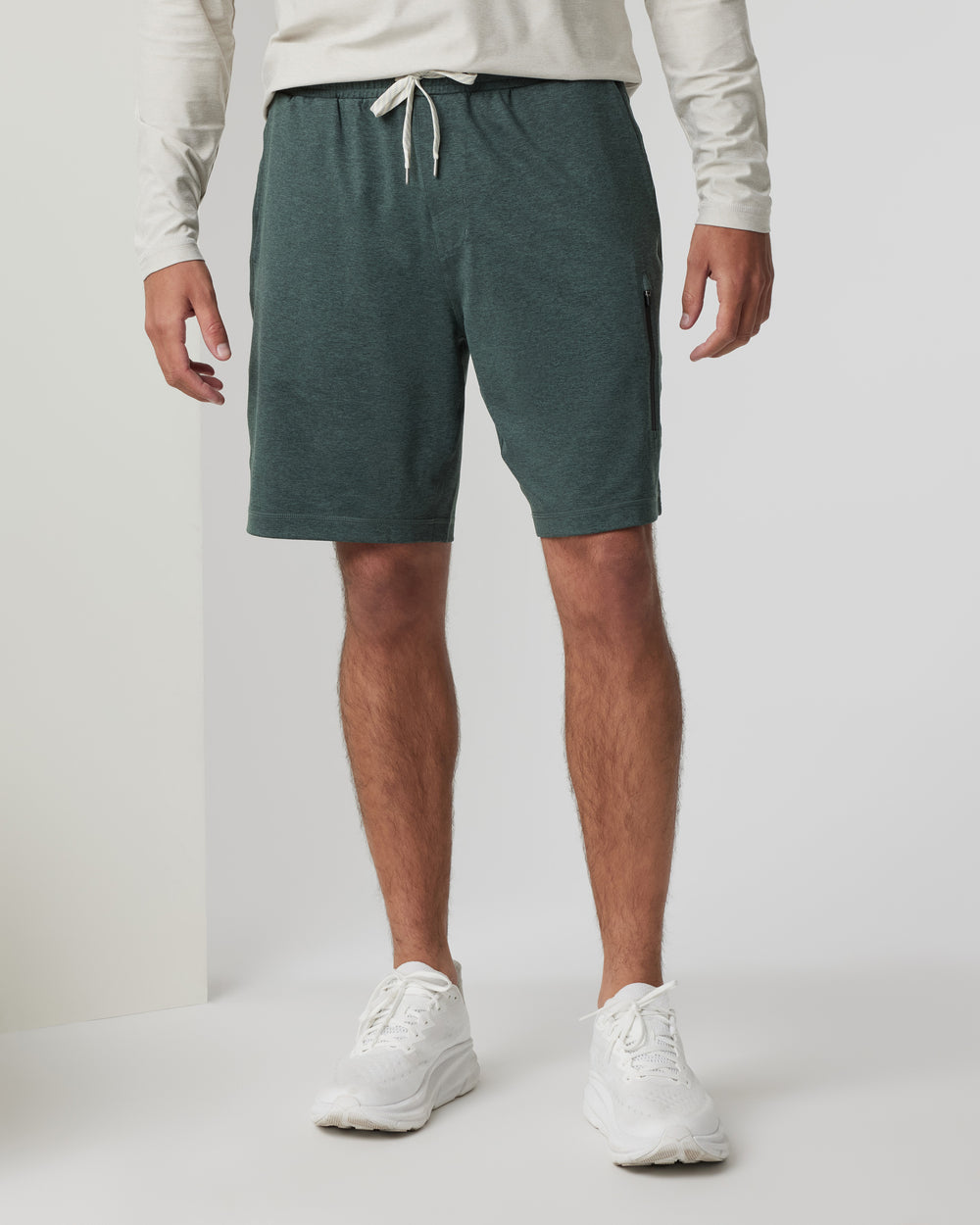 Vuori Men's Sunday Performance short (Aspen Heather)