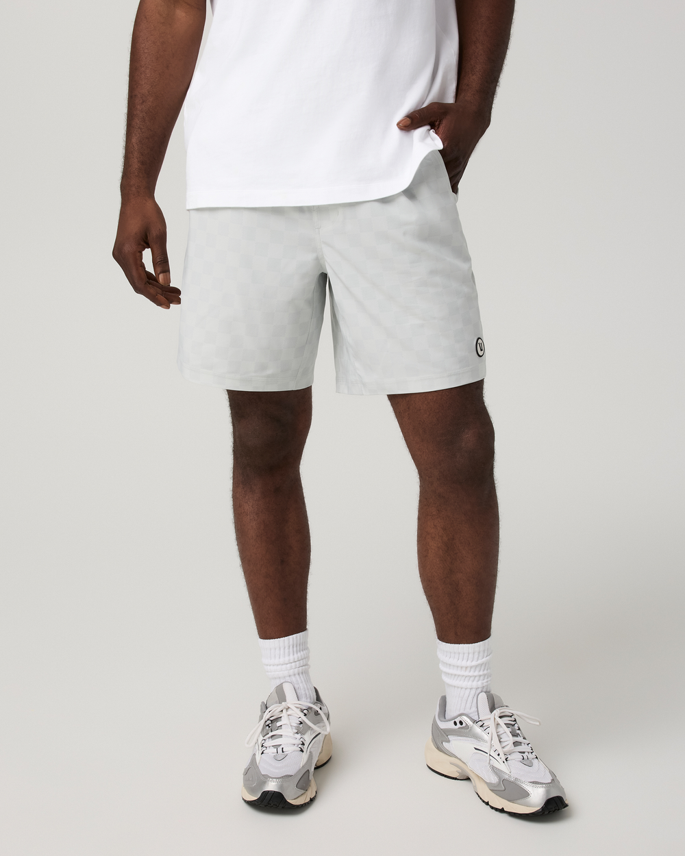 Vuori Men's Kore Short Lined 7"