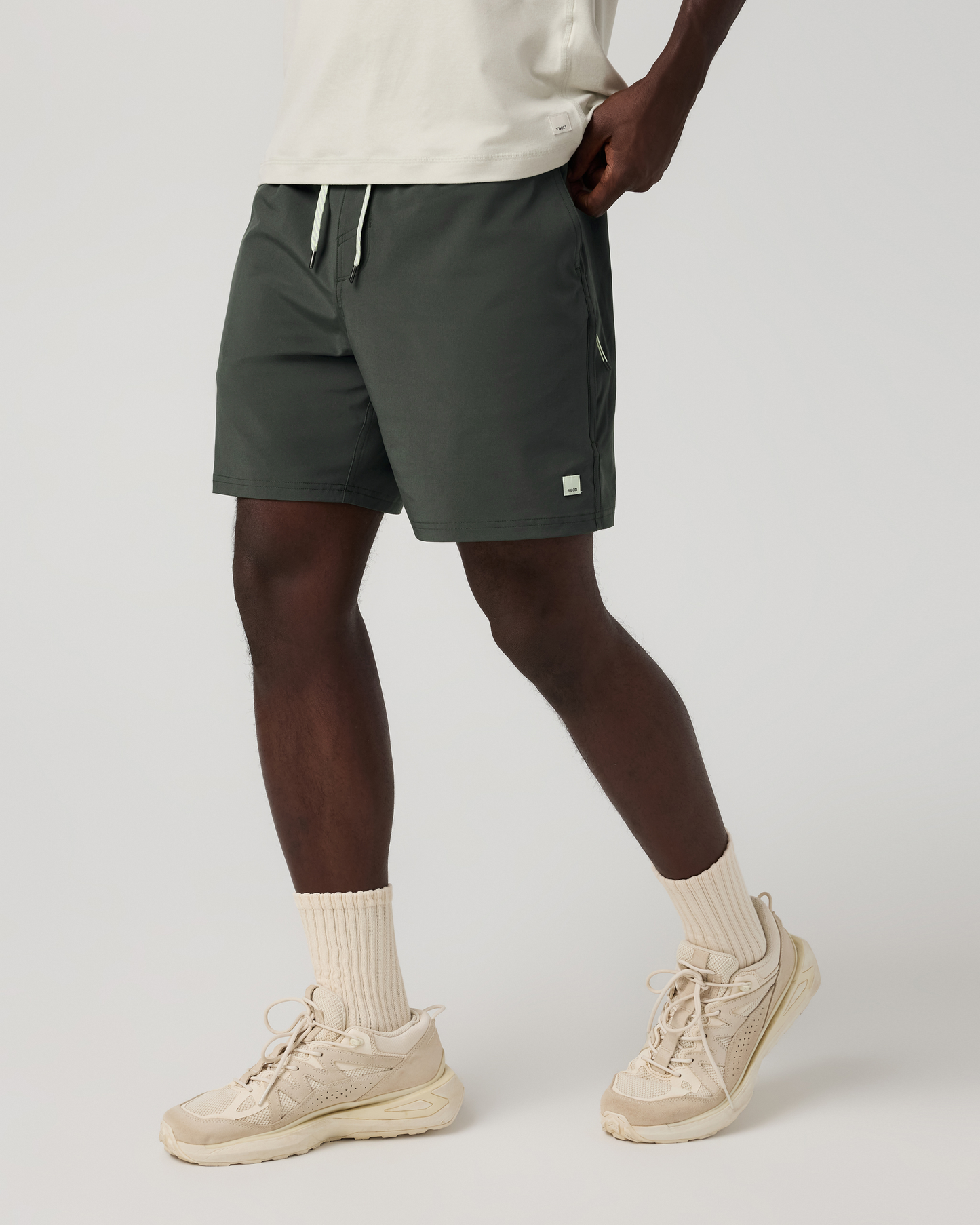 Vuori Men's Banks Session Short Unlined 7"