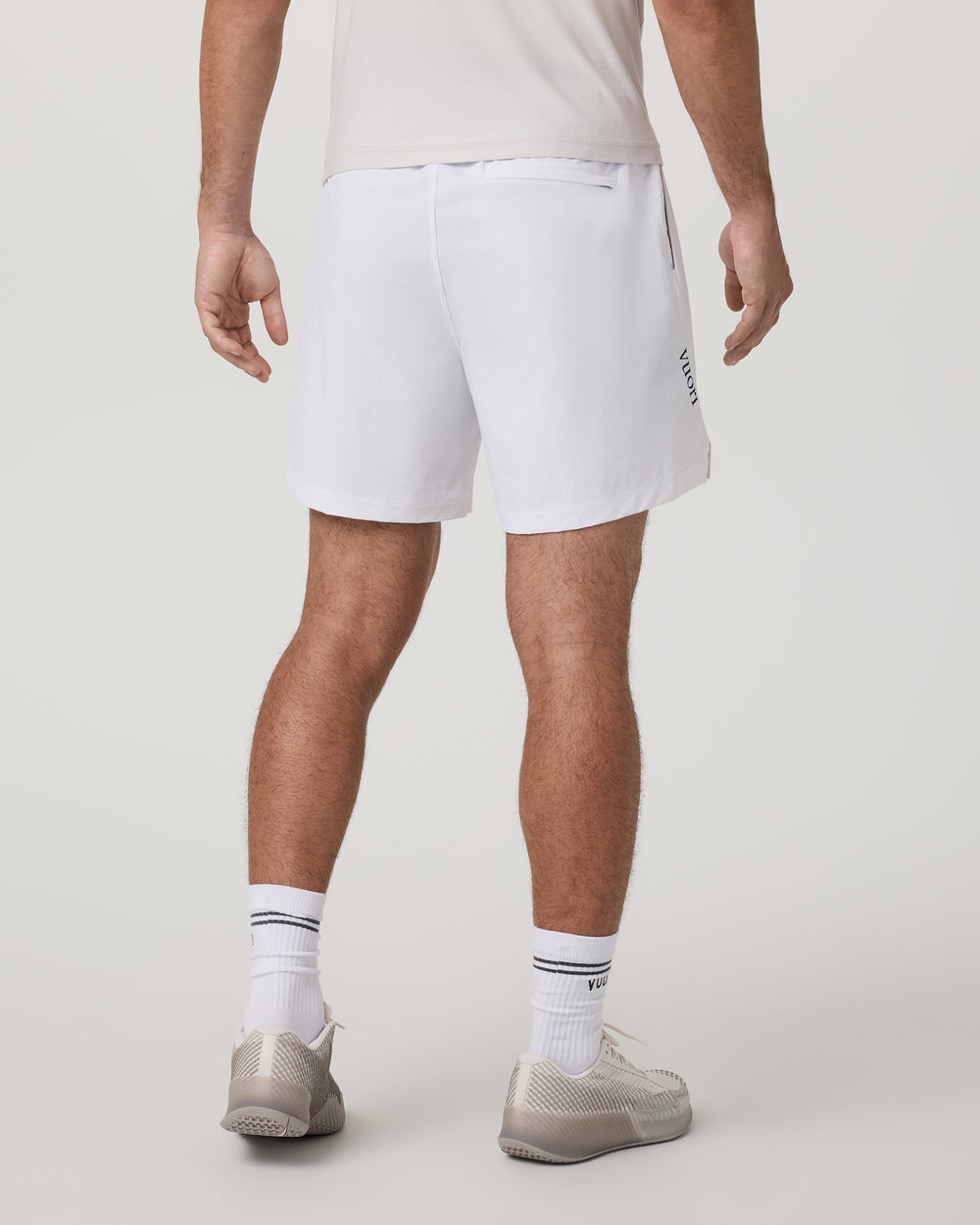 Vuori Men's Crosscourt Short Unlined 7"