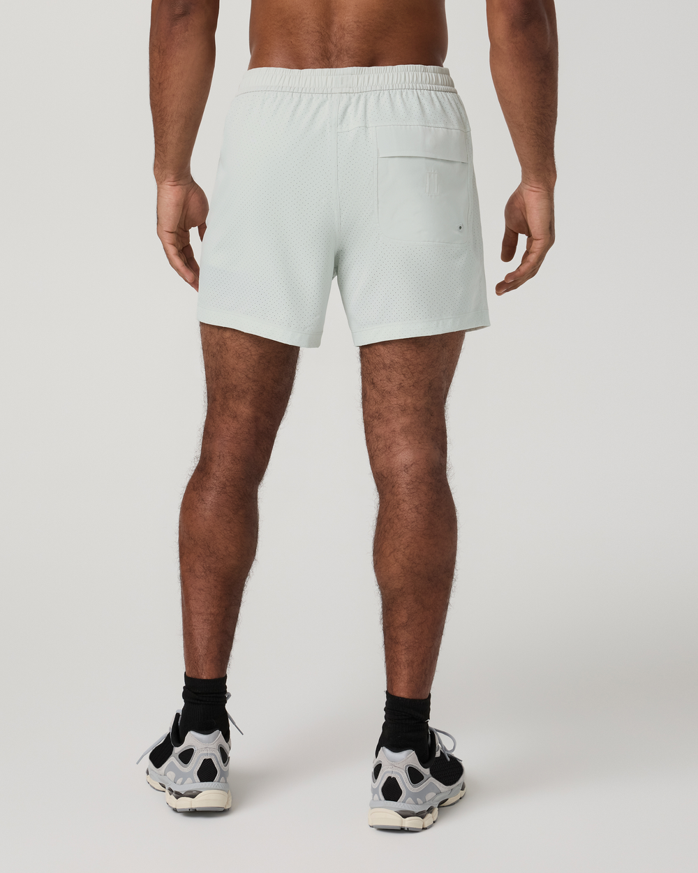 Vuori Men's Kore Breath Short Lines 7"