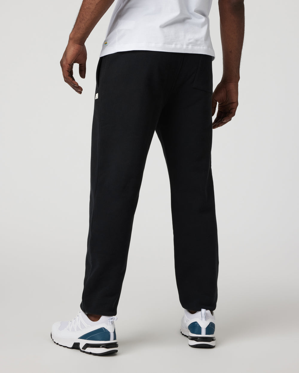 Vuori Men's Seaside Sweatpant 28"