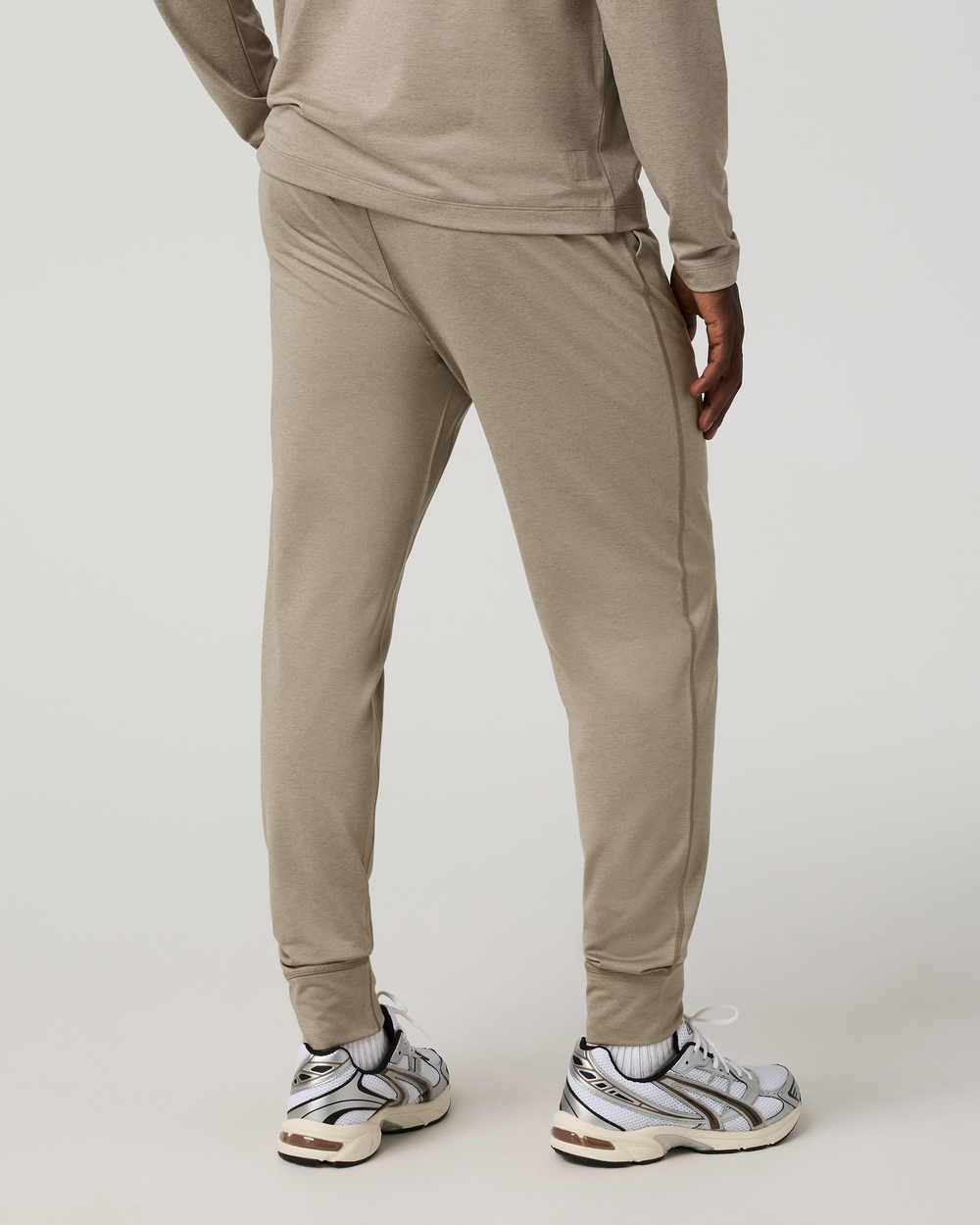 Vuori Men's Sunday performance Jogger 28"