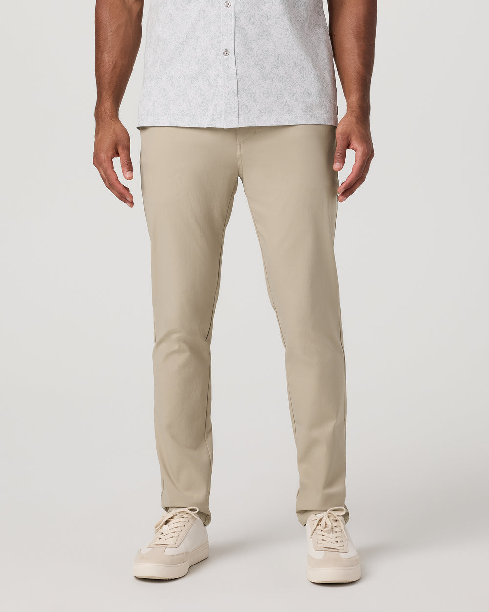 Vuori Men's Cascade Tech Chino Athletic Slim 30"