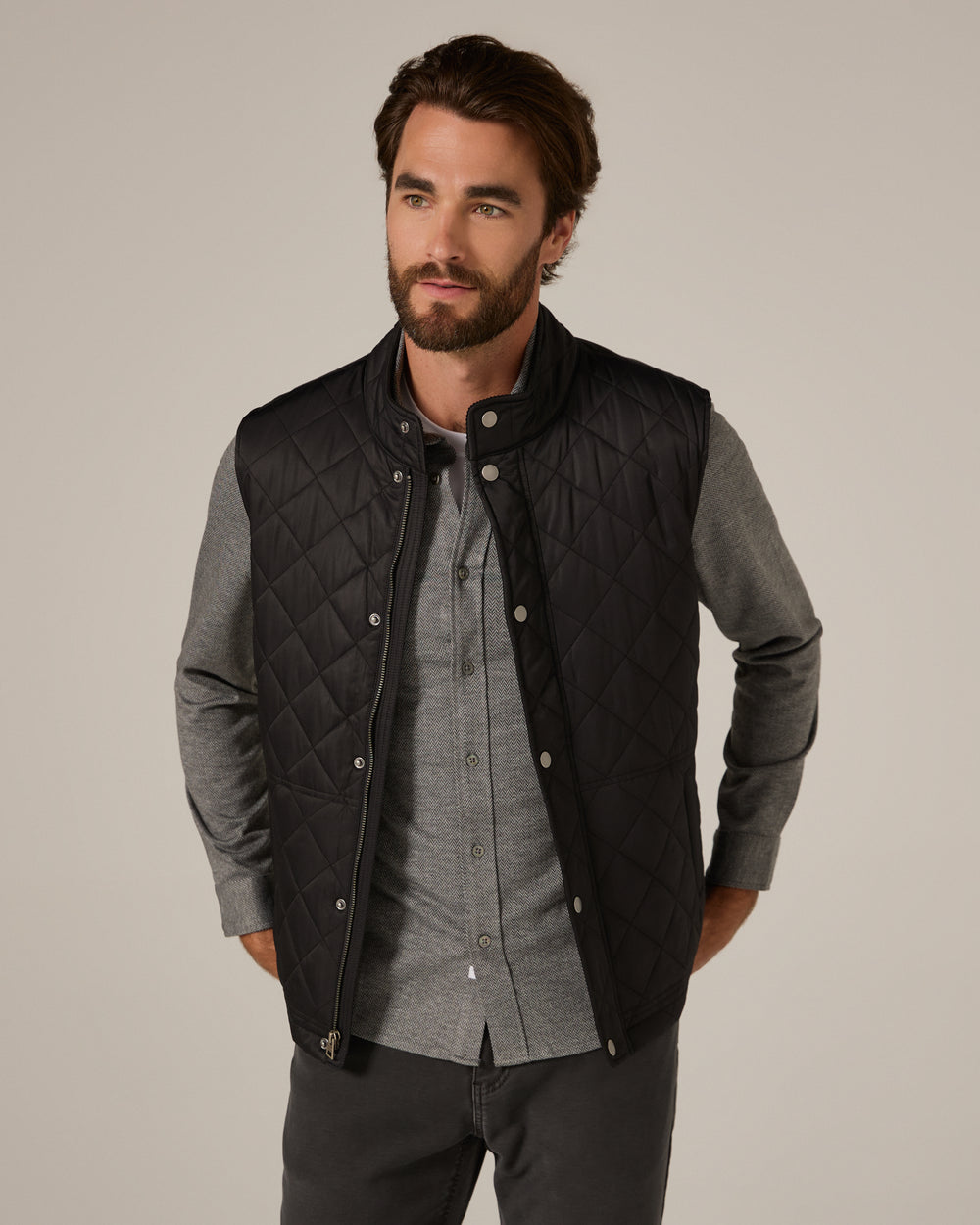 7 Diamonds Men's Crest Quilted Vest