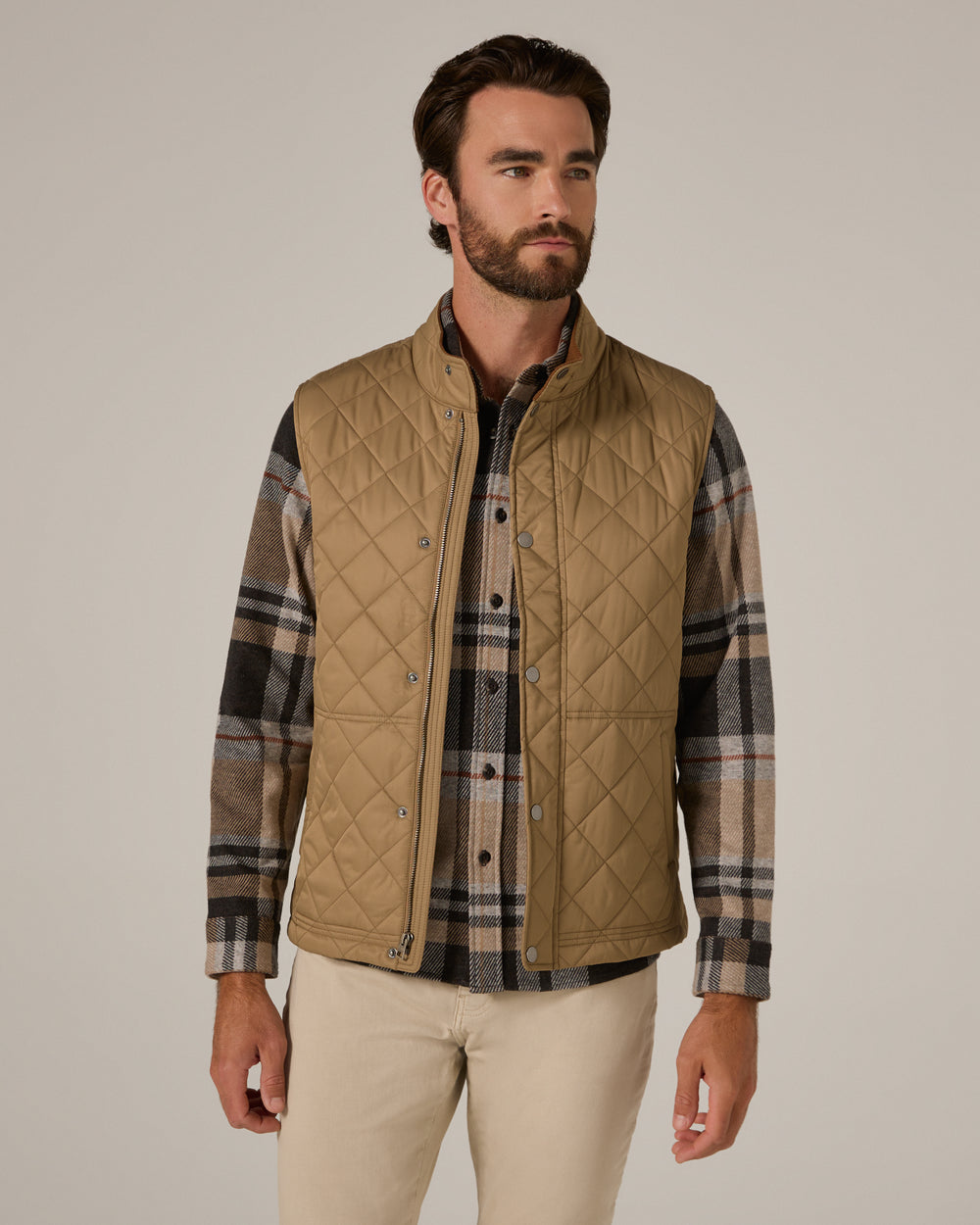 7 Diamonds Men's Crest Quilted Vest