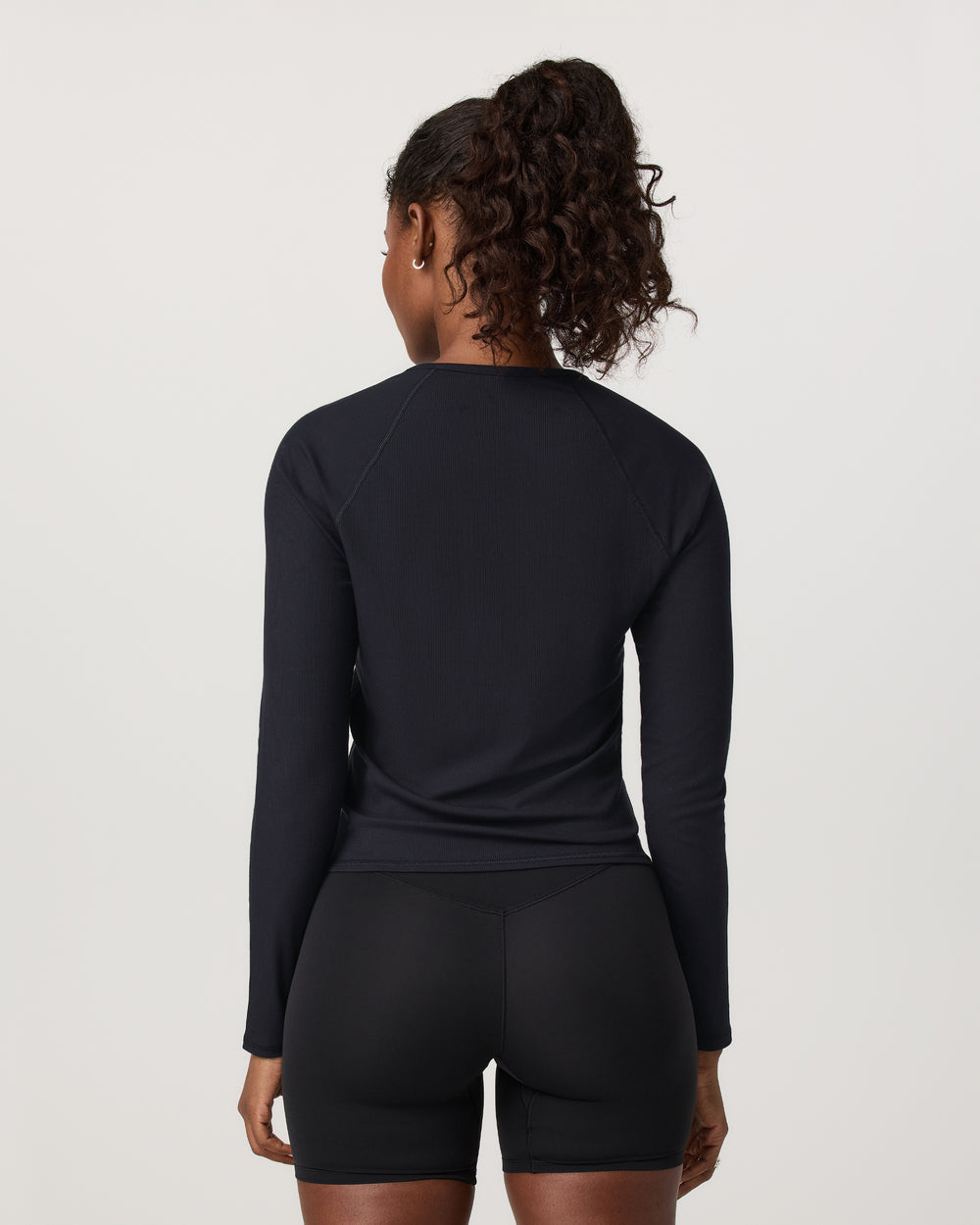 Vuori Women's Long Sleeve Pose Crew