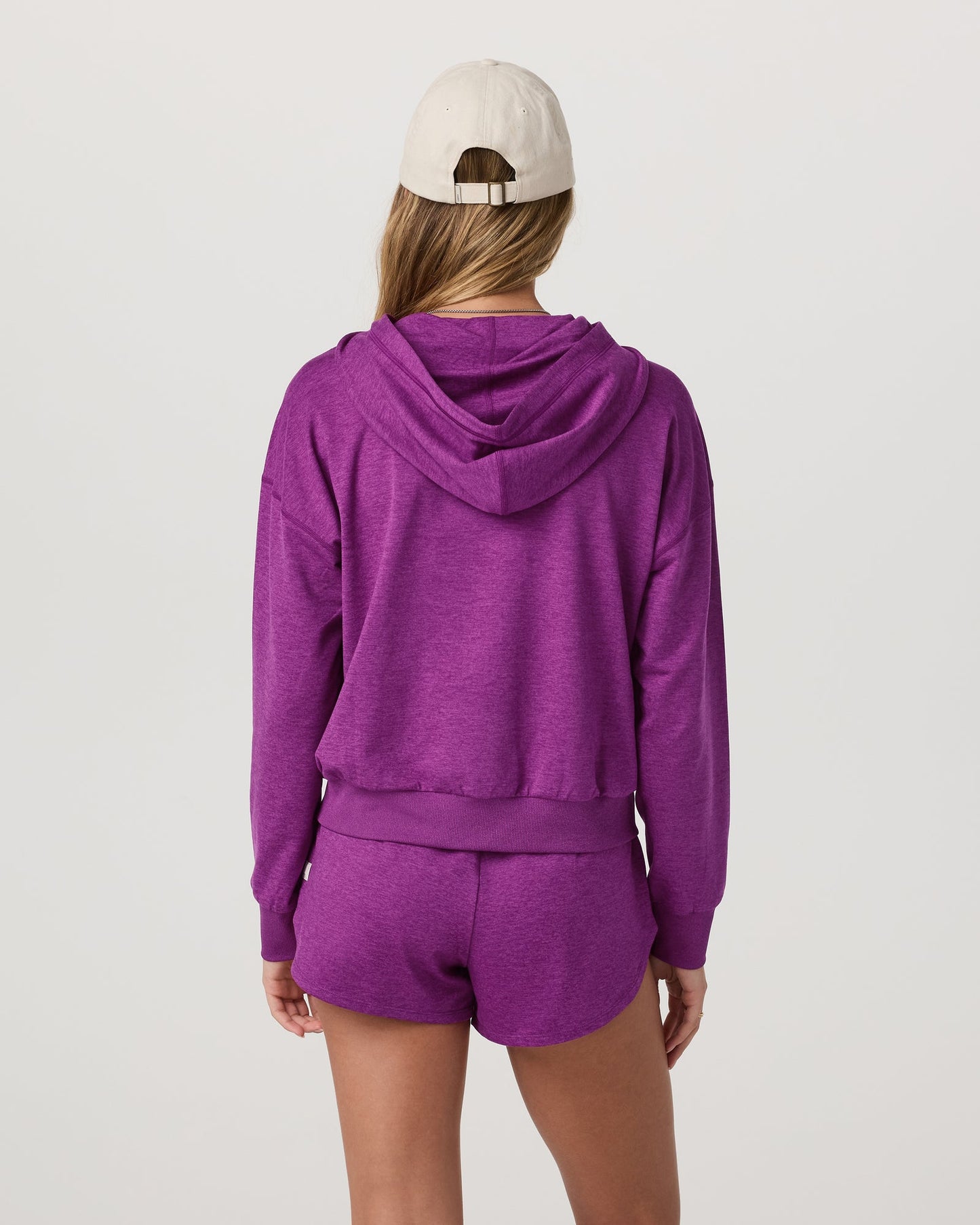Vuori Women's Halo Modern Pullover Hoodie