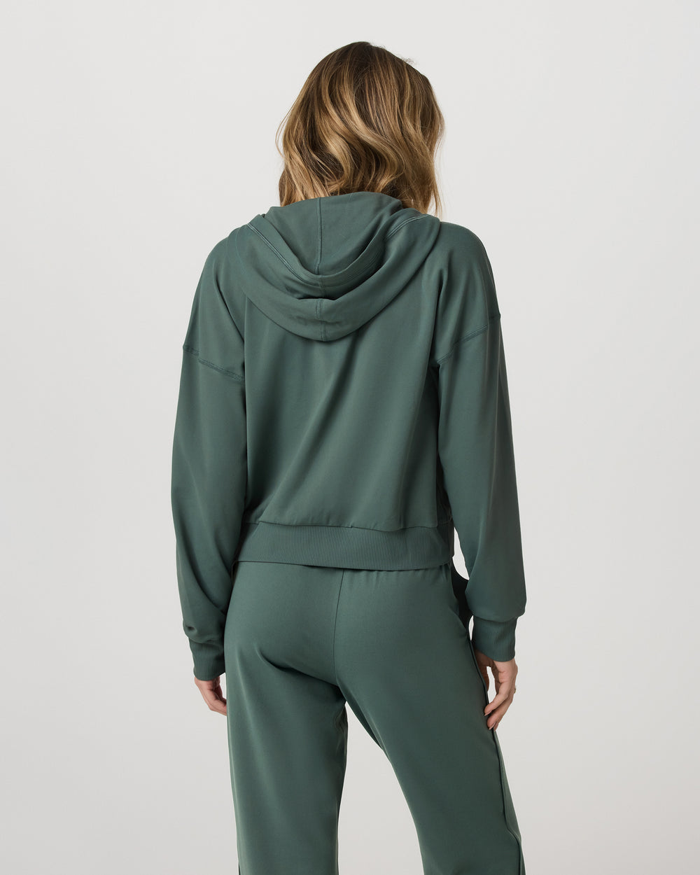 Vuori Women's Halo Modern Full Zip Hoodie